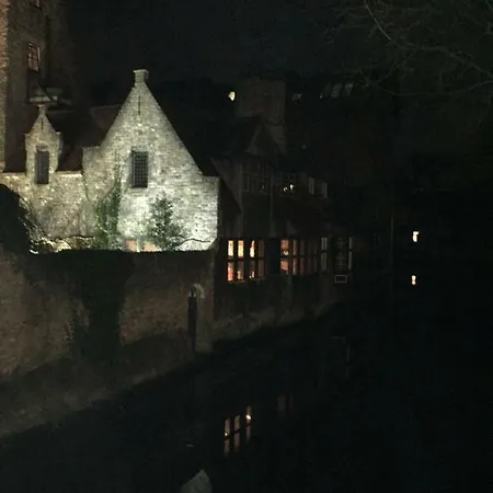 Homestay Brugge's House Of Friends